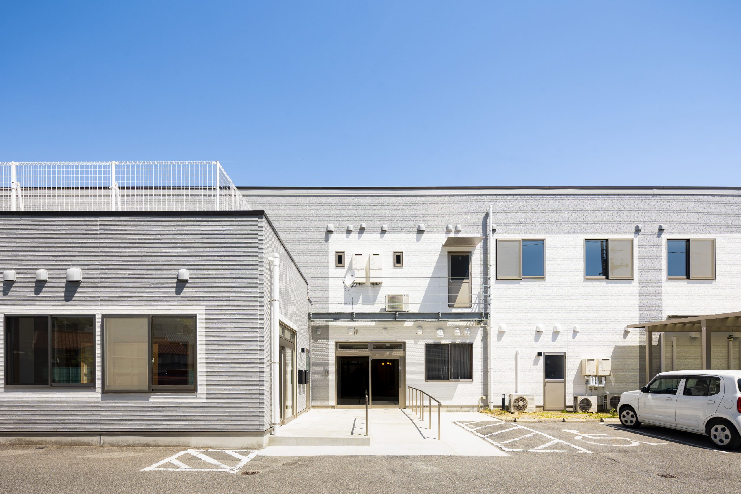 シューペルブリアン株式会社